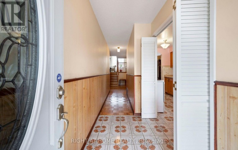 875 MESSENGER MEADOW DRIVE, Mississauga (Creditview), Ontario, L5C3T1