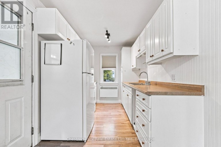 9 ROGERS STREET, Prince Edward County (Picton Ward), Ontario, K0K2T0
