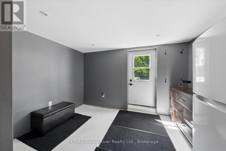 1004 TELECOM ROAD, Kawartha Lakes (Manvers), Ontario, L0A1K0