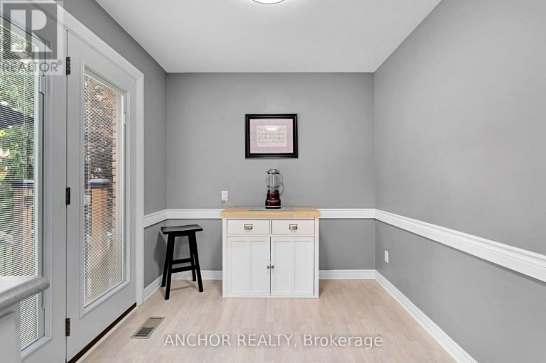 684 GRIFFITH STREET, London South (South K), Ontario, N6K2W4