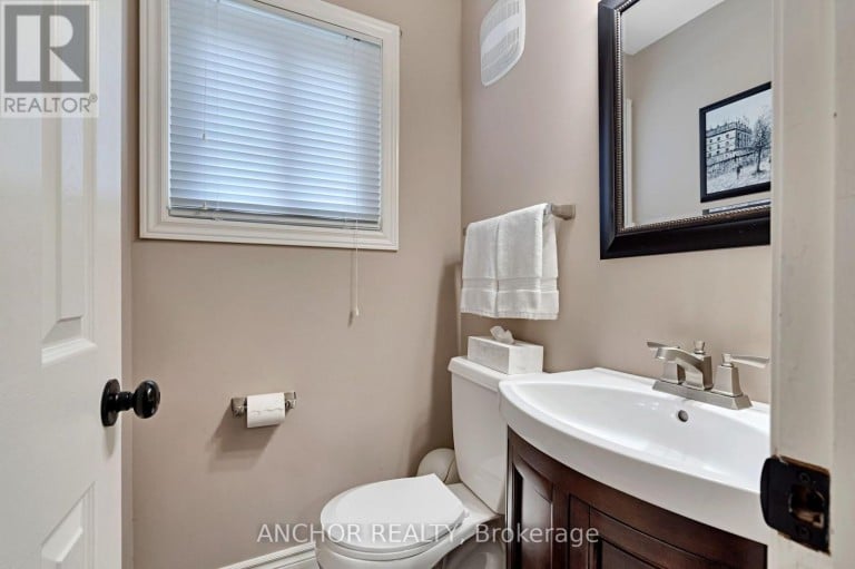 684 GRIFFITH STREET, London South (South K), Ontario, N6K2W4