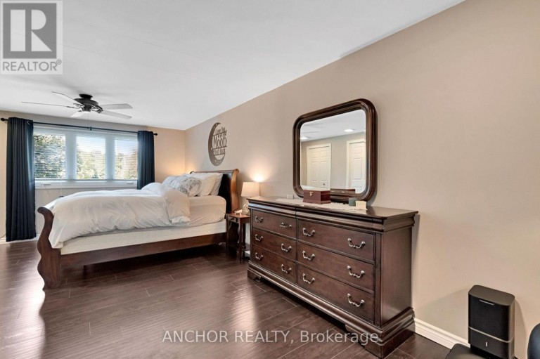 684 GRIFFITH STREET, London South (South K), Ontario, N6K2W4