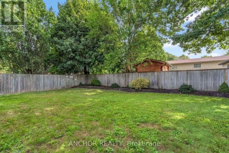 684 GRIFFITH STREET, London South (South K), Ontario, N6K2W4