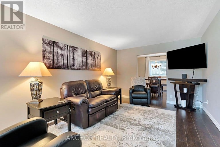 684 GRIFFITH STREET, London South (South K), Ontario, N6K2W4
