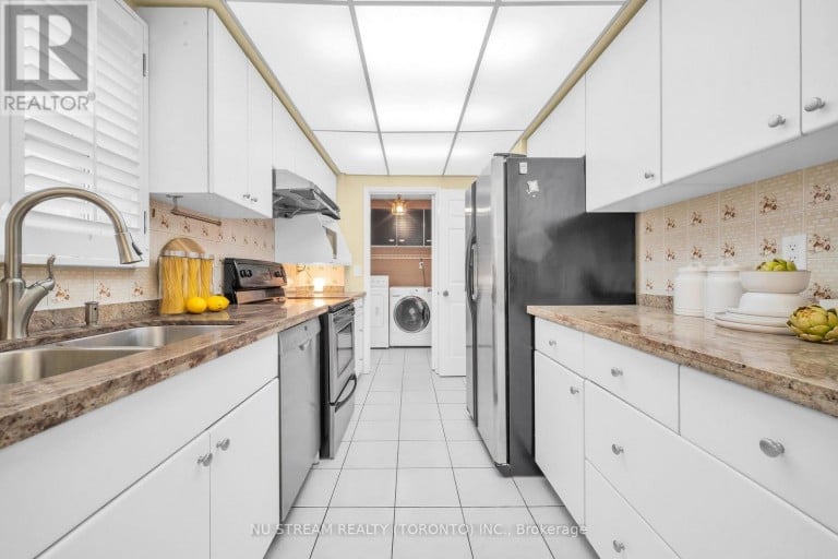 37 WINTERMUTE BOULEVARD, Toronto (Steeles), Ontario, M1W3M5