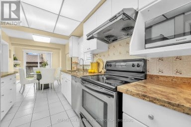 37 WINTERMUTE BOULEVARD Toronto (Steeles) Ontario photo 17