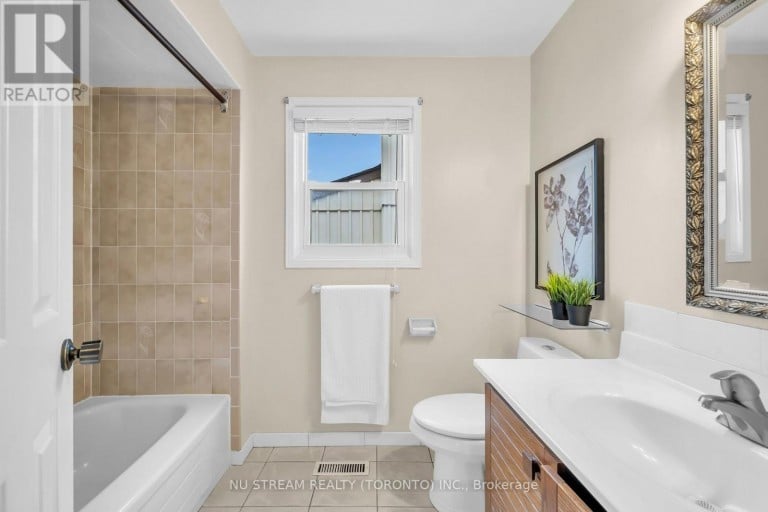 37 WINTERMUTE BOULEVARD, Toronto (Steeles), Ontario, M1W3M5