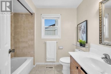 37 WINTERMUTE BOULEVARD Toronto (Steeles) Ontario photo 34