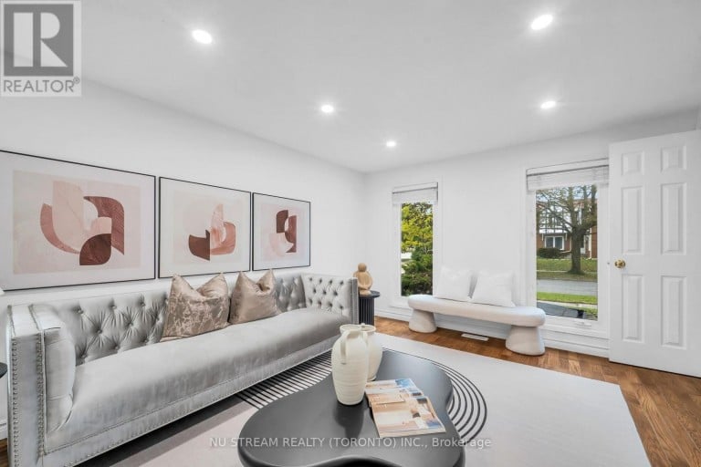 37 WINTERMUTE BOULEVARD, Toronto (Steeles), Ontario, M1W3M5