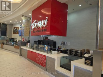 17600 YONGE STREET Newmarket (Woodland Hill) Ontario photo 3