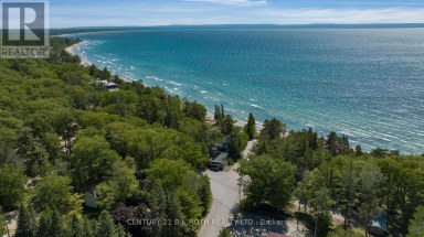 2026 TINY BEACHES ROAD S Tiny Ontario photo 2