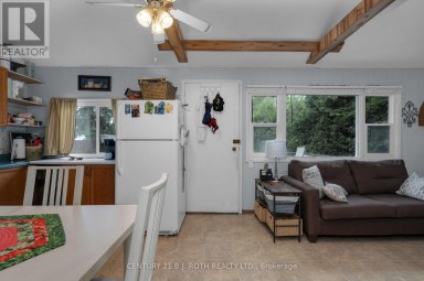 2026 TINY BEACHES ROAD S Tiny Ontario photo 29