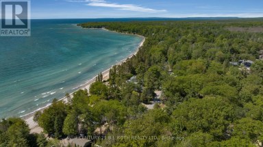 2026 TINY BEACHES ROAD S Tiny Ontario photo 3