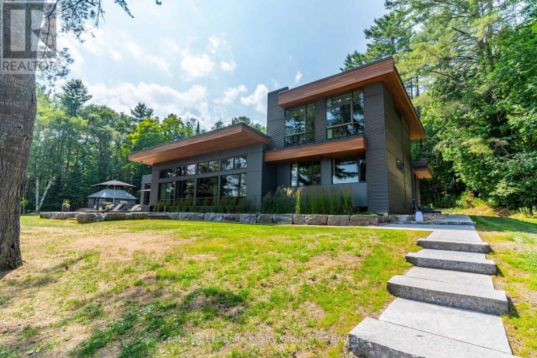 1085 GRACE ROAD, Minden Hills (Minden), Ontario, K0M2K0