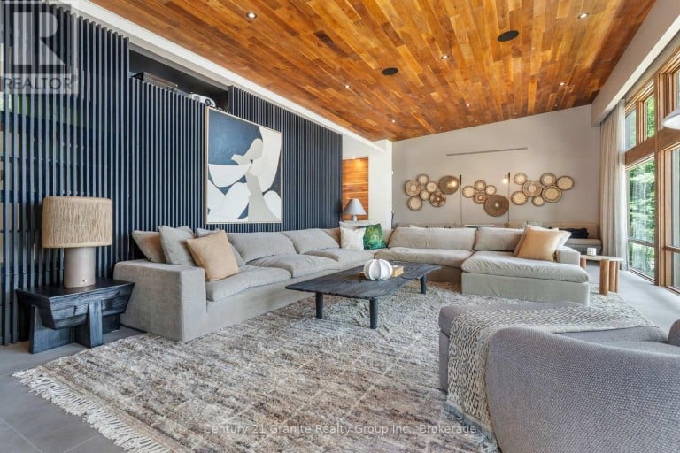 1085 GRACE ROAD, Minden Hills (Minden), Ontario, K0M2K0