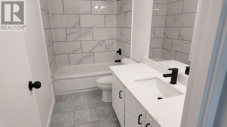 199 - 1055 DUNDAS STREET E, Mississauga (Applewood), Ontario, L4Y3X6