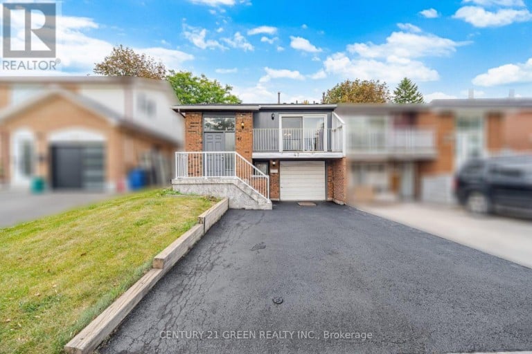 47 ASHFORD COURT, Brampton (Brampton North), Ontario, L6V3E2