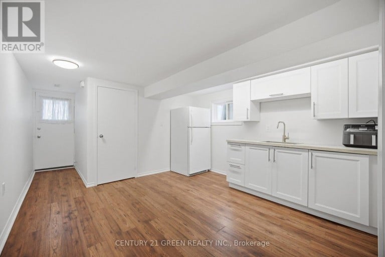 47 ASHFORD COURT, Brampton (Brampton North), Ontario, L6V3E2