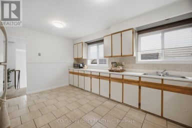 47 ASHFORD COURT Brampton (Brampton North) Ontario photo 8