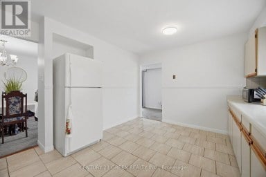 47 ASHFORD COURT Brampton (Brampton North) Ontario photo 9
