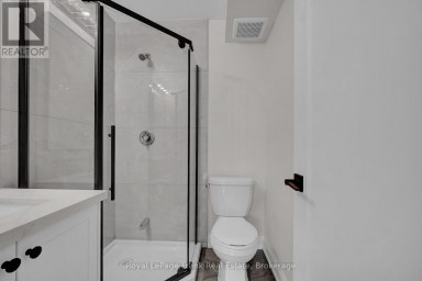 321 ANDERSON AVENUE Oshawa (McLaughlin) Ontario photo 13