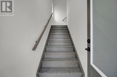 321 ANDERSON AVENUE Oshawa (McLaughlin) Ontario photo 14