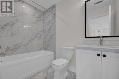 321 ANDERSON AVENUE Oshawa (McLaughlin) Ontario photo 16