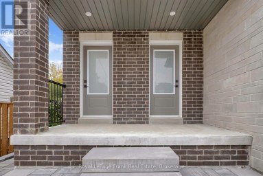 321 ANDERSON AVENUE Oshawa (McLaughlin) Ontario photo 2