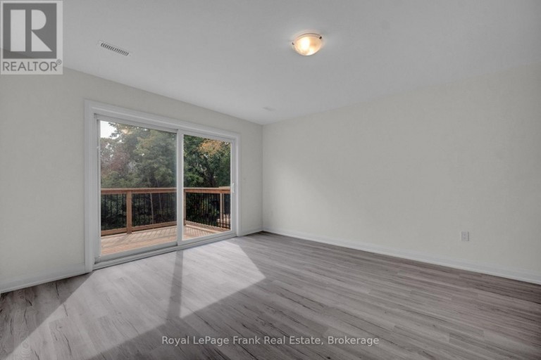 321 ANDERSON AVENUE, Oshawa (McLaughlin), Ontario, L1J2N8