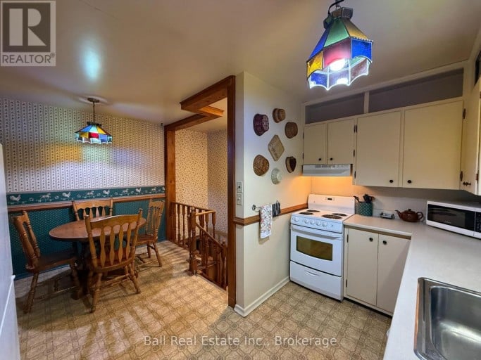 86 ALBERT STREET, Selwyn, Ontario, K0L2H0