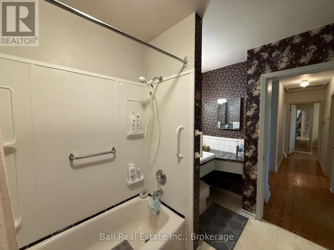 86 ALBERT STREET, Selwyn, Ontario, K0L2H0