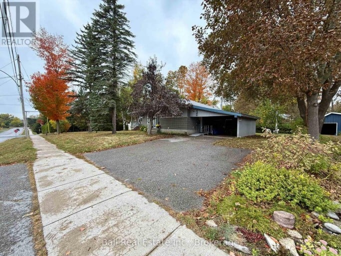 86 ALBERT STREET, Selwyn, Ontario, K0L2H0
