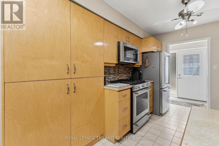 130 FUNDY AVENUE, London East (East O), Ontario, N5W1R9