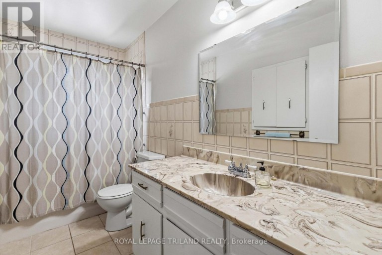 130 FUNDY AVENUE, London East (East O), Ontario, N5W1R9