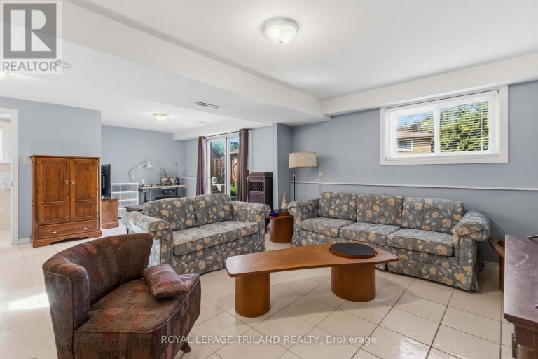 130 FUNDY AVENUE, London East (East O), Ontario, N5W1R9