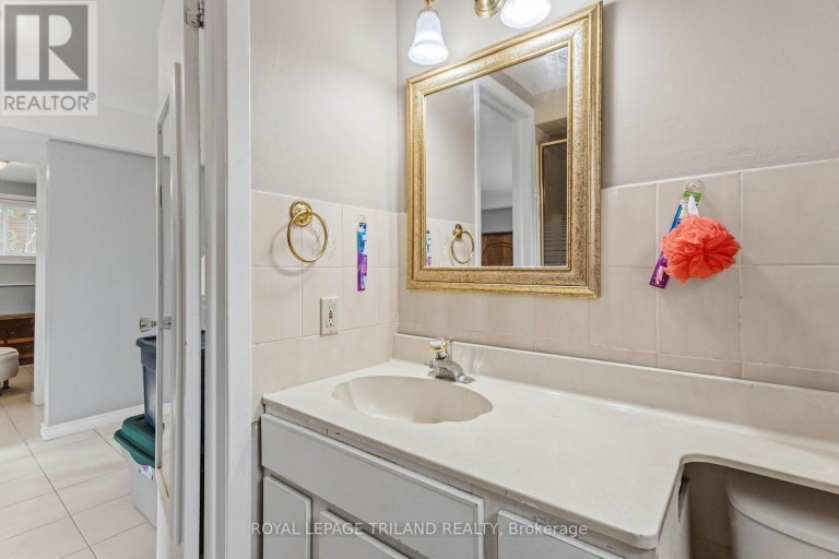 130 FUNDY AVENUE, London East (East O), Ontario, N5W1R9