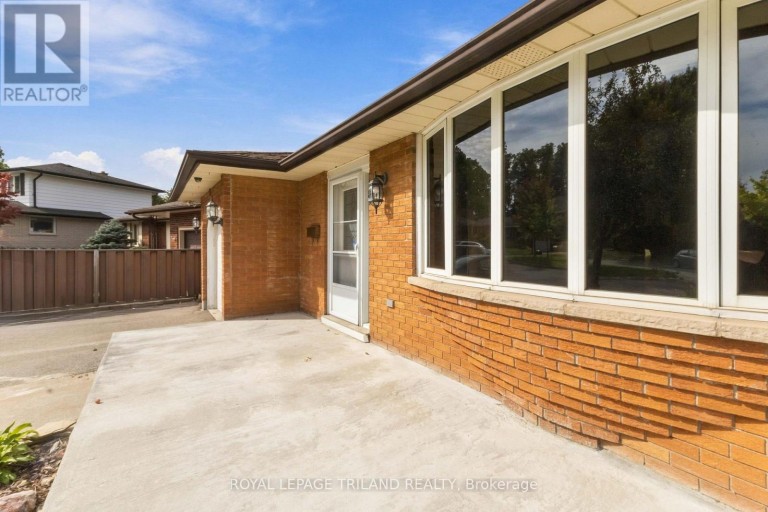 130 FUNDY AVENUE, London East (East O), Ontario, N5W1R9