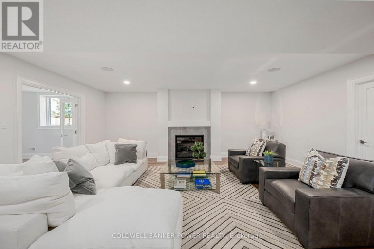 9 - 1710 IRONWOOD ROAD, London South (South K), Ontario, N6K0G9