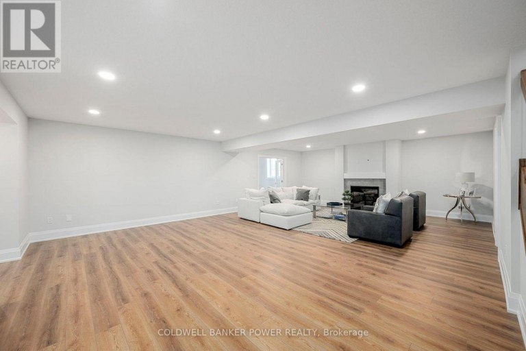 9 - 1710 IRONWOOD ROAD, London South (South K), Ontario, N6K0G9