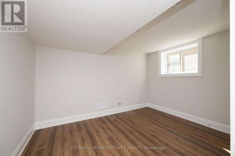 9 - 1710 IRONWOOD ROAD, London South (South K), Ontario, N6K0G9