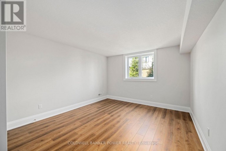 9 - 1710 IRONWOOD ROAD, London South (South K), Ontario, N6K0G9