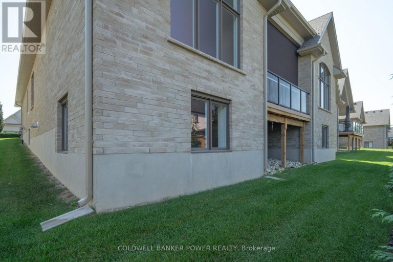 9 - 1710 IRONWOOD ROAD, London South (South K), Ontario, N6K0G9
