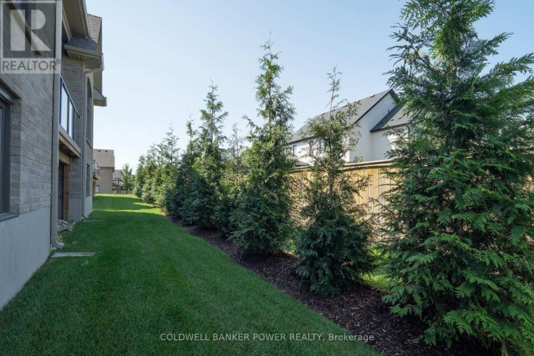 9 - 1710 IRONWOOD ROAD, London South (South K), Ontario, N6K0G9