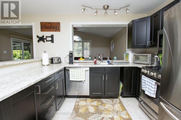 716 MONSARRAT AVENUE, London East (East A), Ontario, N5Y4M9