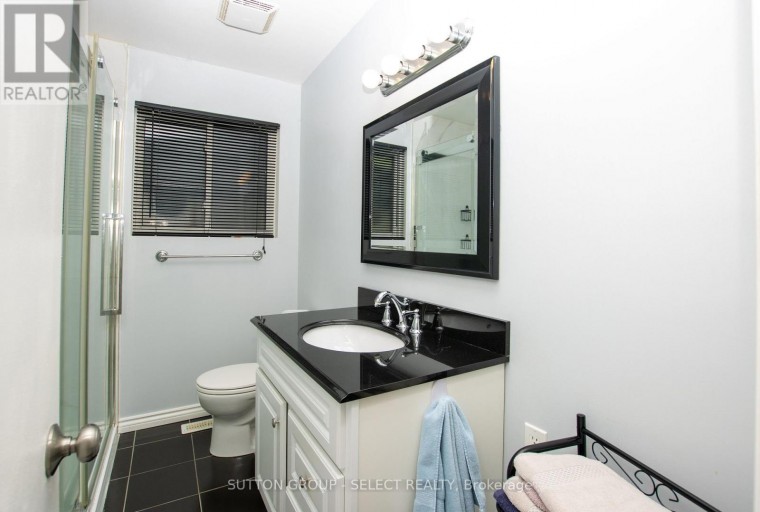 716 MONSARRAT AVENUE, London East (East A), Ontario, N5Y4M9