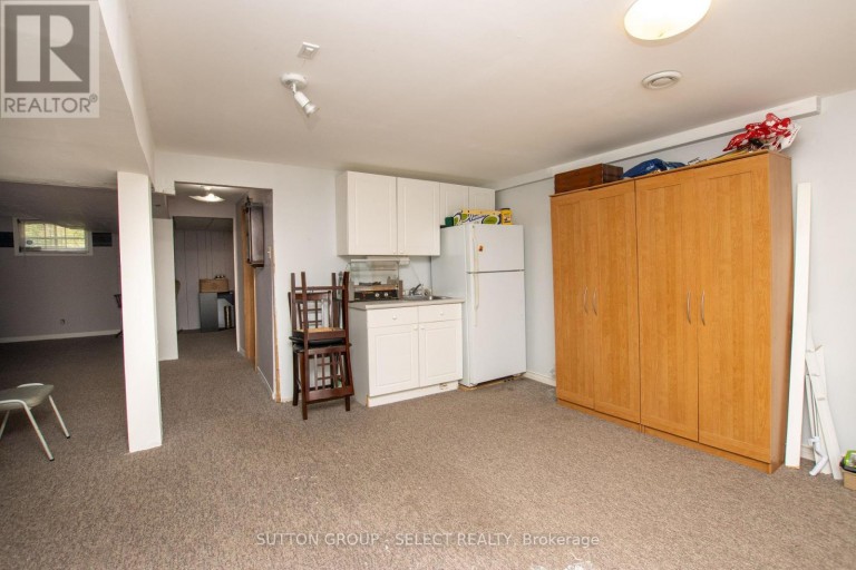 716 MONSARRAT AVENUE, London East (East A), Ontario, N5Y4M9