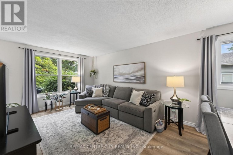 71 ARDSLEY ROAD, London North (North I), Ontario, N6G3J4