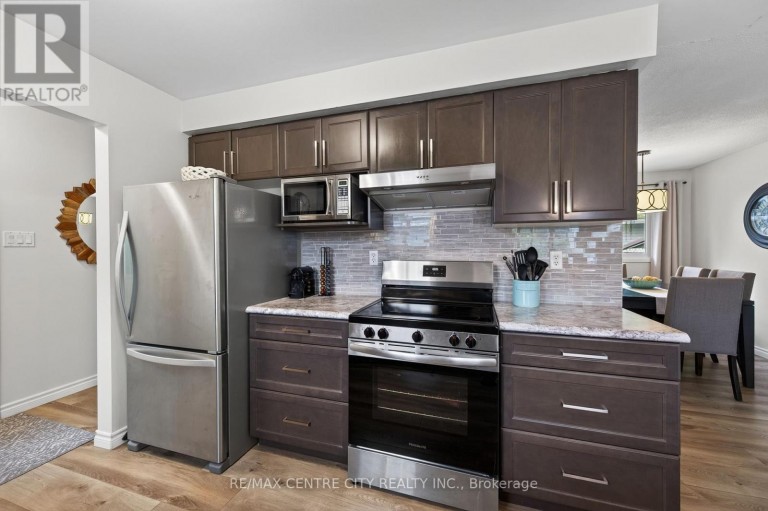 71 ARDSLEY ROAD, London North (North I), Ontario, N6G3J4