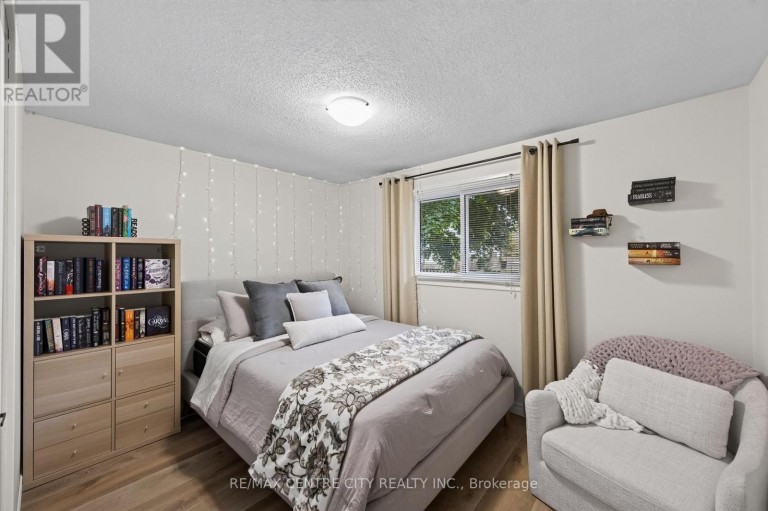 71 ARDSLEY ROAD, London North (North I), Ontario, N6G3J4