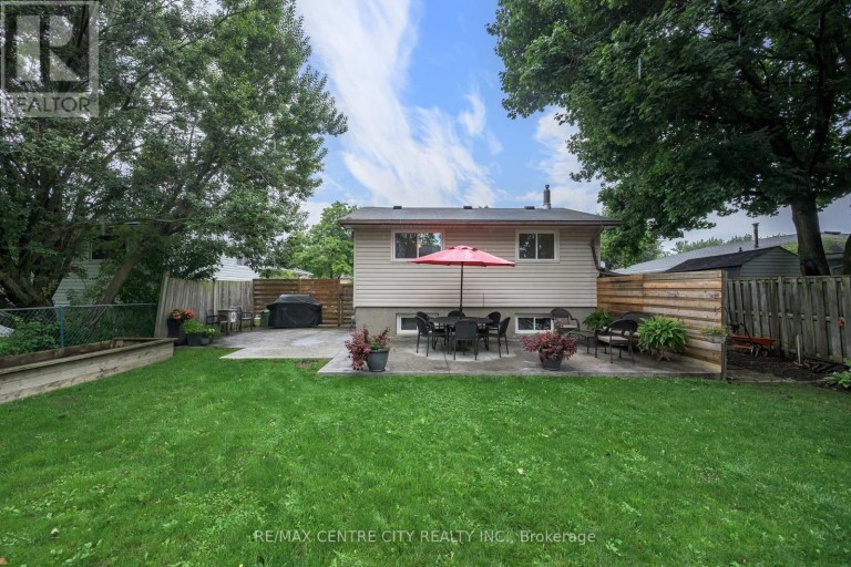71 ARDSLEY ROAD, London North (North I), Ontario, N6G3J4
